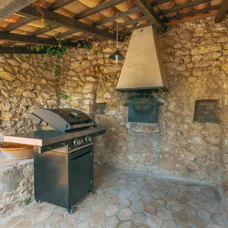 Wunderschoene Ruhige Mit Pool In Galilea Дом отдыха
